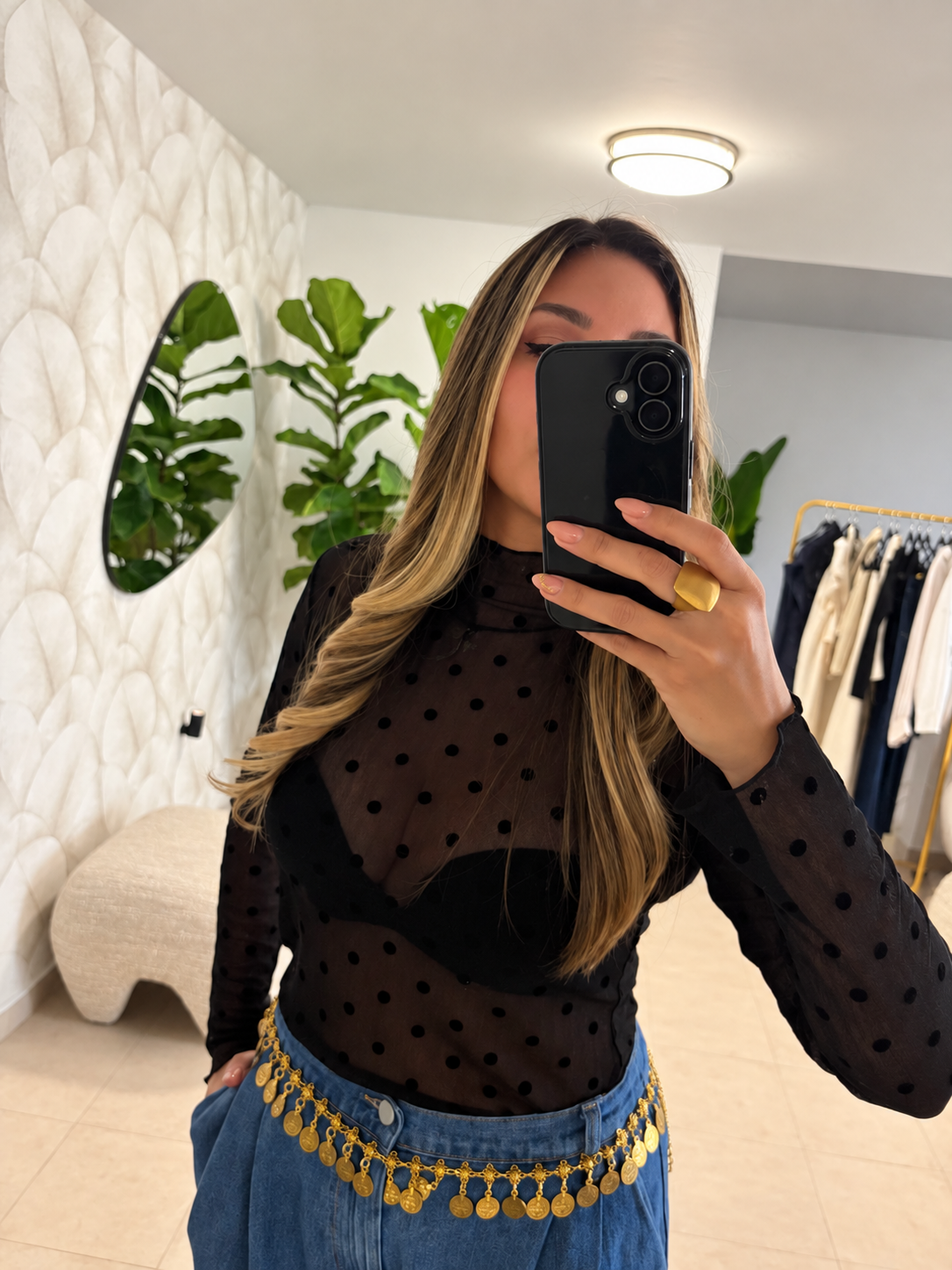 Black Polka Dot Mesh Top | Top Negro Mesh con Polka Dots